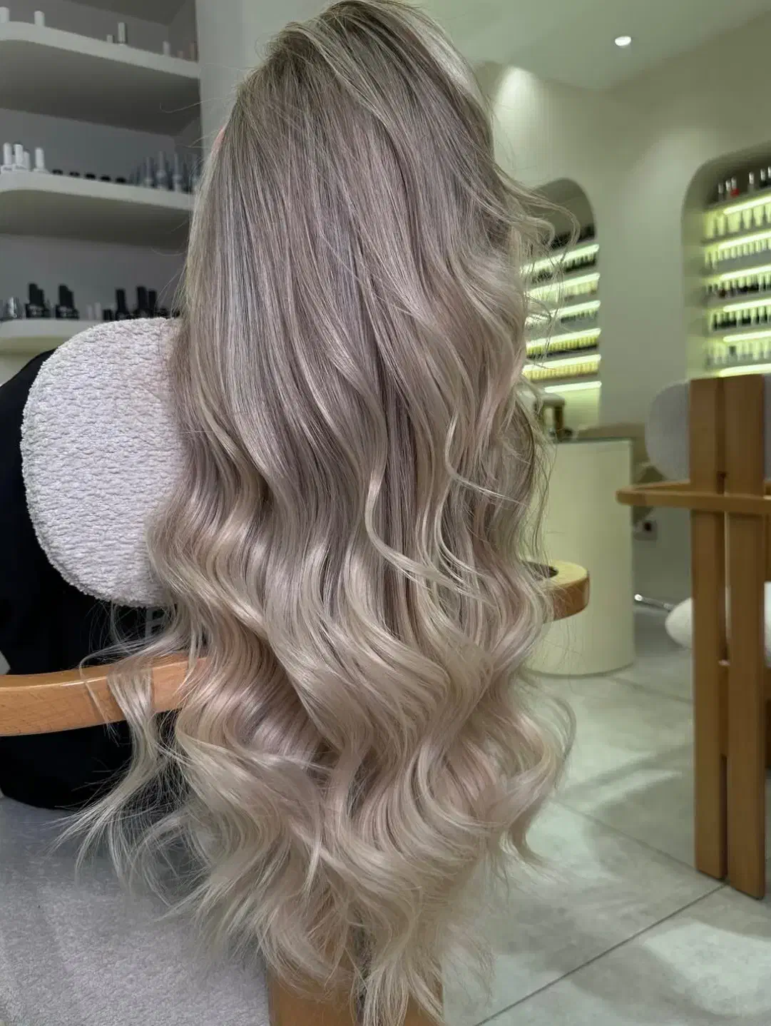 خدمات تخصصی رنگ و لایت مو(جشنواره تخفیفاتی یلدا)|خدمات آرایشگری و زیبایی|کرج, گلشهر|دیوار