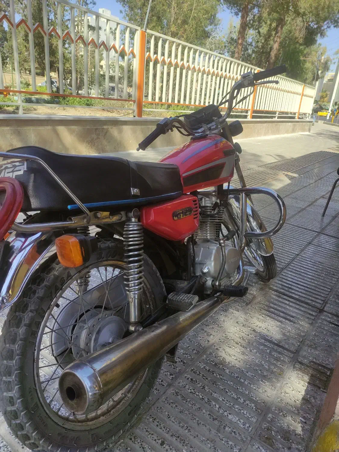 هندا مدل 1383|موتورسیکلت|دامغان, |دیوار