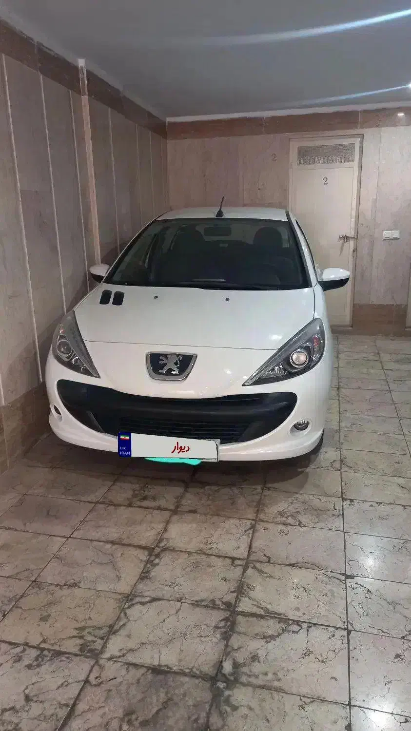 207اتومات خونگی کم کار واقعی فرمان برقی بدون رنگ|خودرو سواری و وانت|تهران, شهرک گلها|دیوار