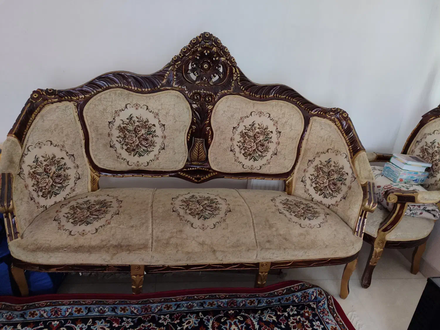 مبل سلطنتی|مبلمان خانگی و میز عسلی|گرگان, |دیوار