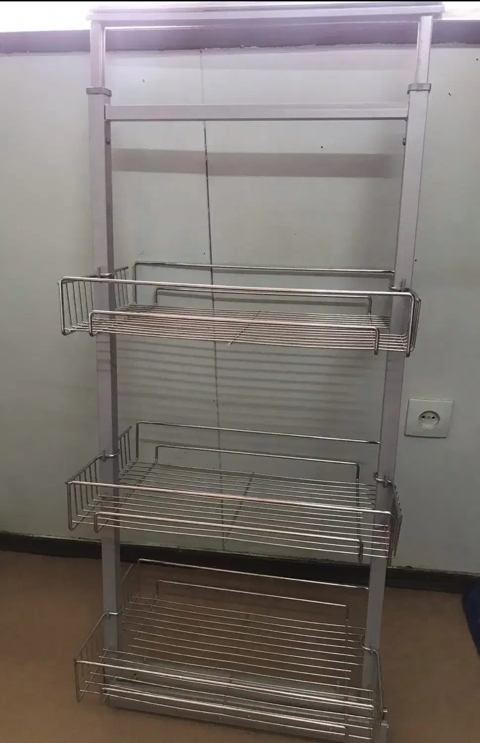 آبجکان وسوپری داخل کابینت اشپزخانه|آبچکان و نظمدهنده ظروف|بندر ماهشهر, |دیوار