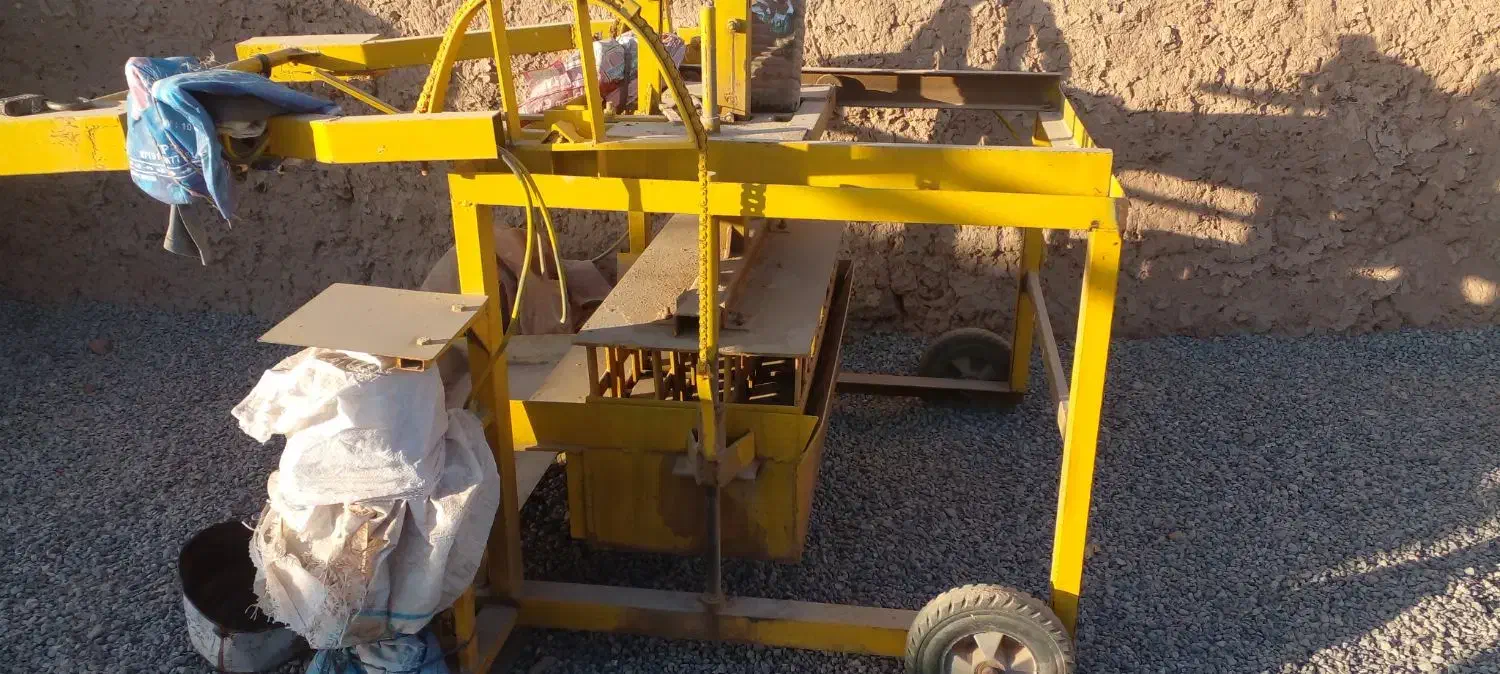 دستگاه بلوک ۱۹ در۳۸ بدون عیب ایراد .نو|مصالح و تجهیزات ساختمان|عطاملک, |دیوار