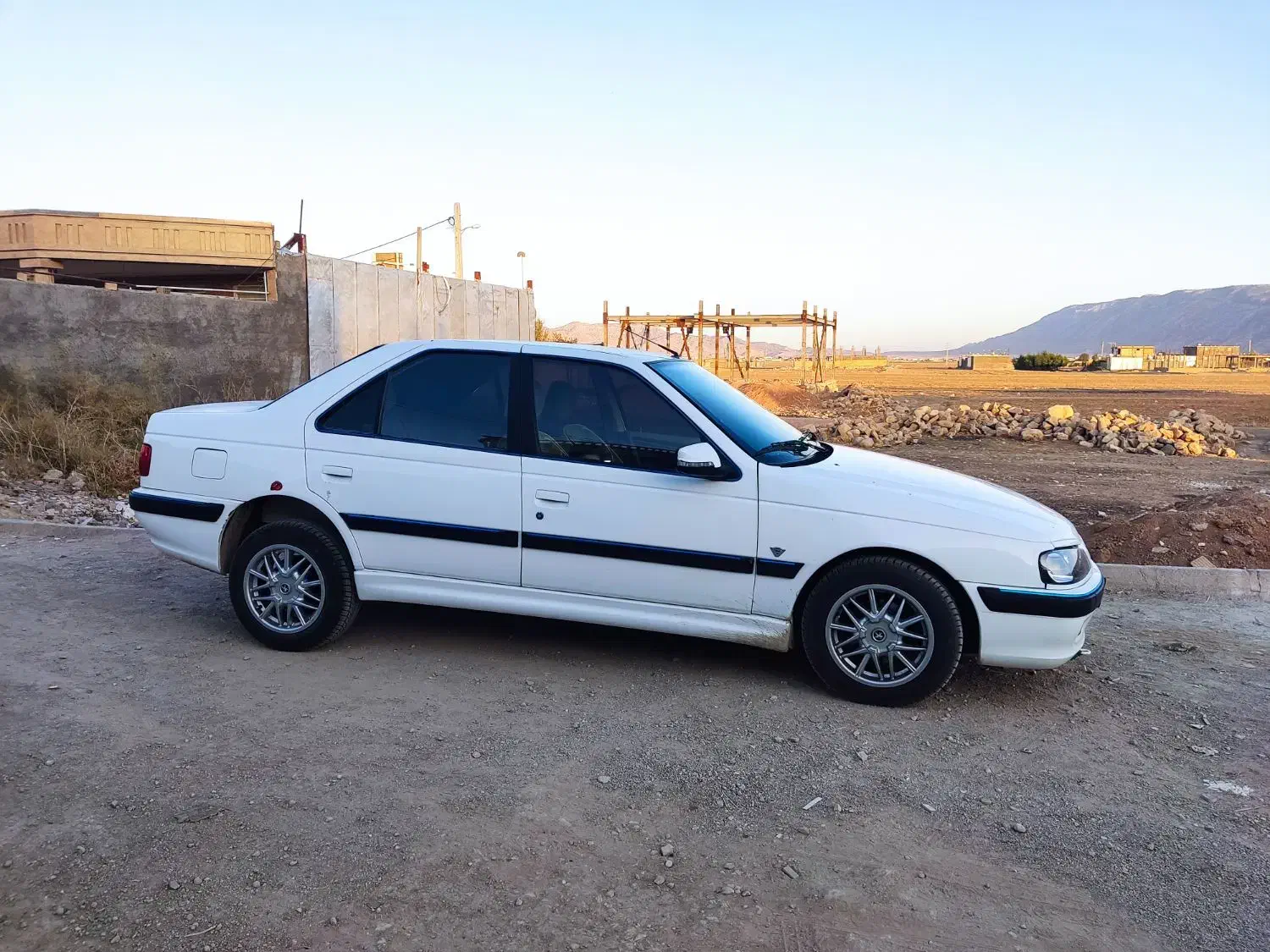 پارس۱۴۰۰برج11|خودرو سواری و وانت|کوهدشت, |دیوار