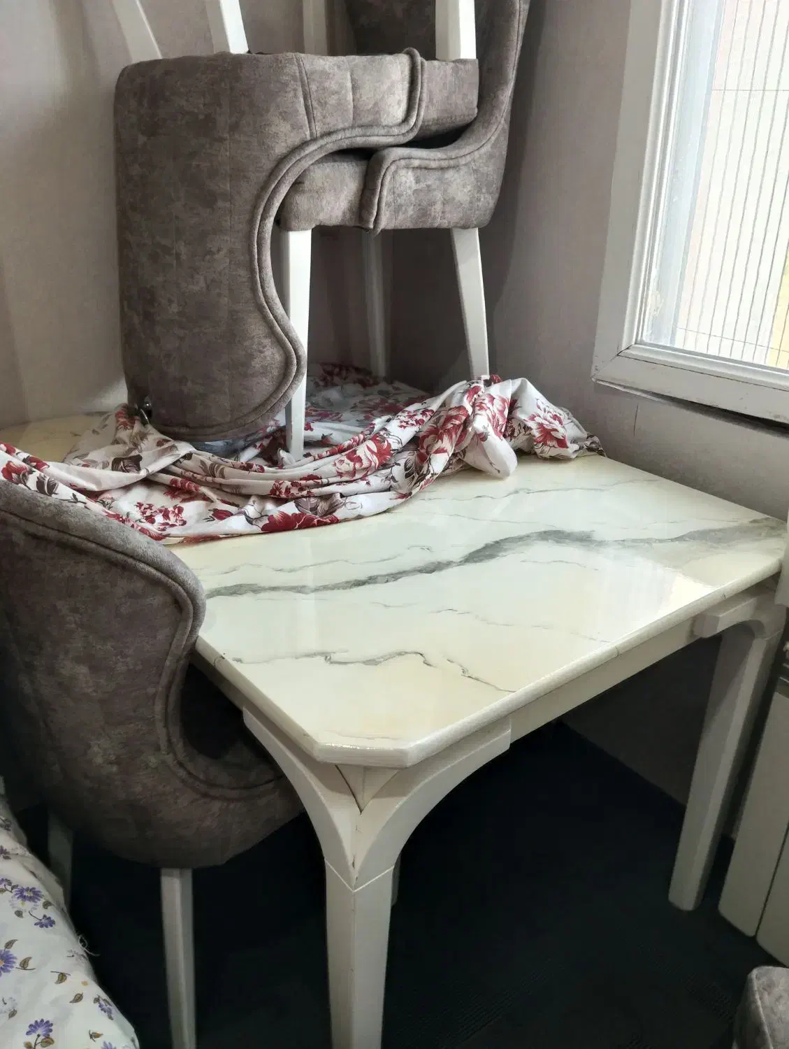 میز غذاخوری 4 نفره|میز و صندلی غذاخوری|لاهیجان, مهرگان|دیوار