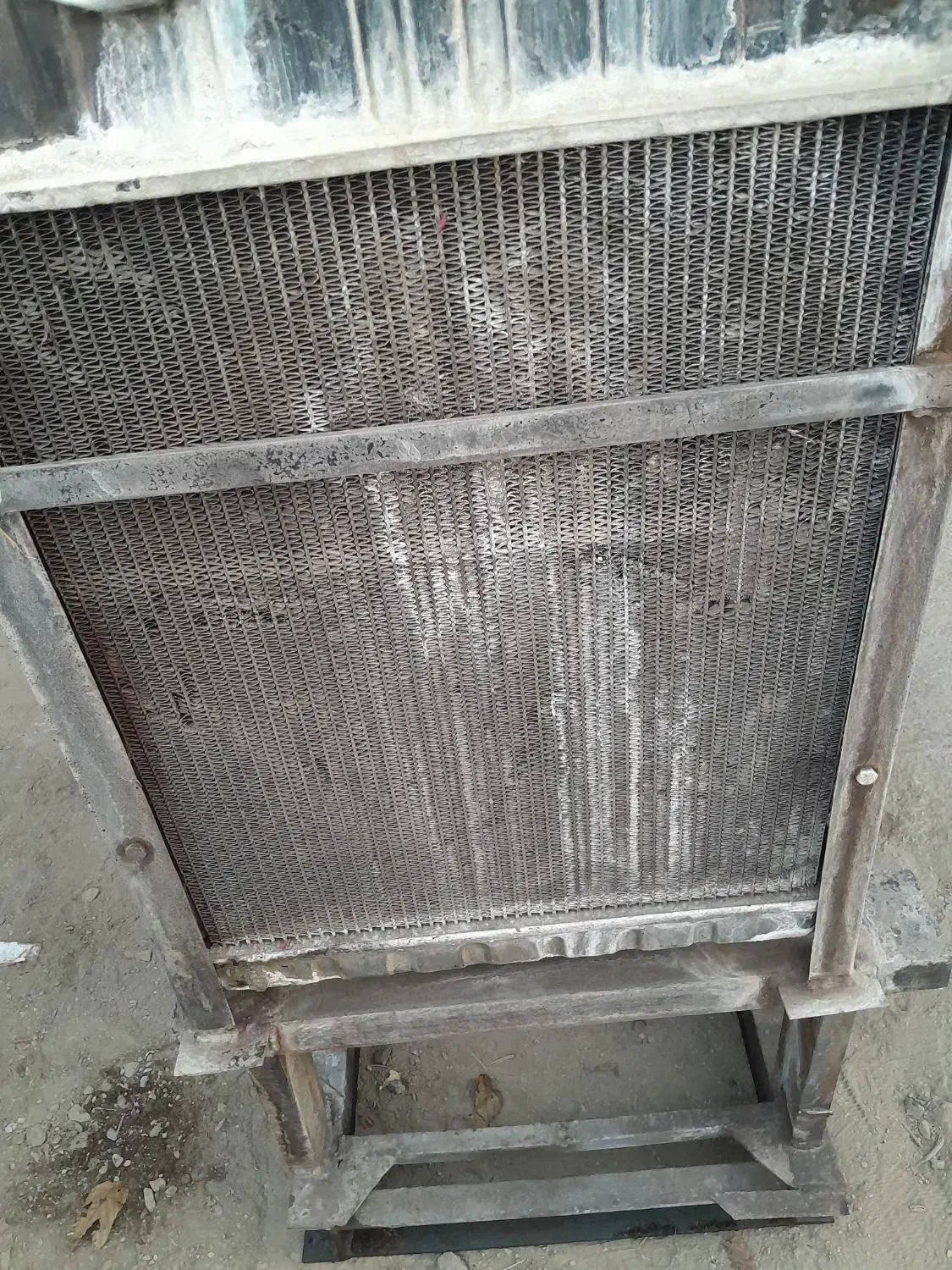 موتور چهار سیلندر موتور سازان|ماشین‌آلات صنعتی|تویسرکان, |دیوار