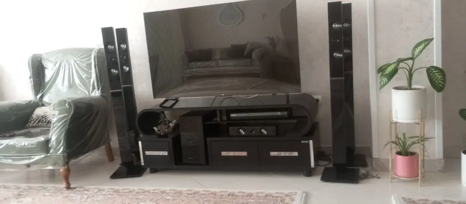 میز تلویزیون سالم و شیک|میز تلویزیون|فردیس, نسترن شرقی|دیوار