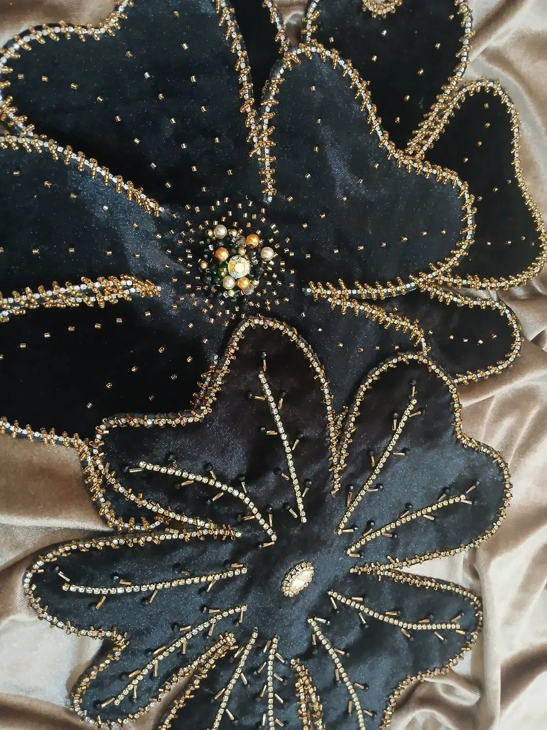 جواهر دوزی|لباس|بوشهر, |دیوار