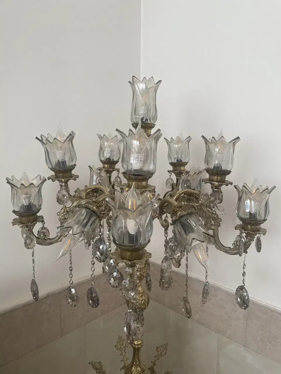 لوستر ایستاده|لوستر و چراغ آویز|قم, نیروگاه|دیوار