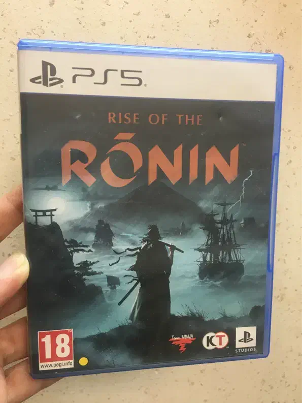 دیسک بازی انحصاری PS5|کنسول، بازی ویدئویی و آنلاین|رشت, معلم|دیوار