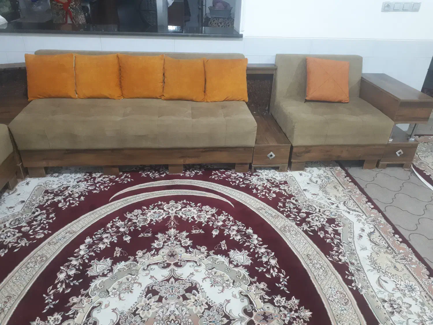 مبلمان کلاسیک|مبلمان خانگی و میز عسلی|مرودشت, استادیوم‎|دیوار