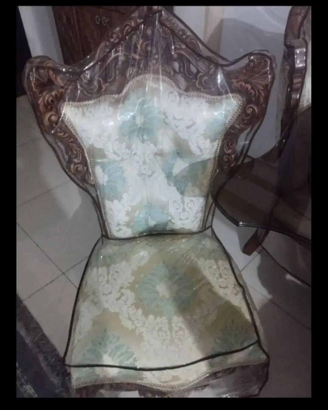 غذاخوری هشت نفره|میز و صندلی غذاخوری|اندیشه, اندیشه فاز ۱|دیوار