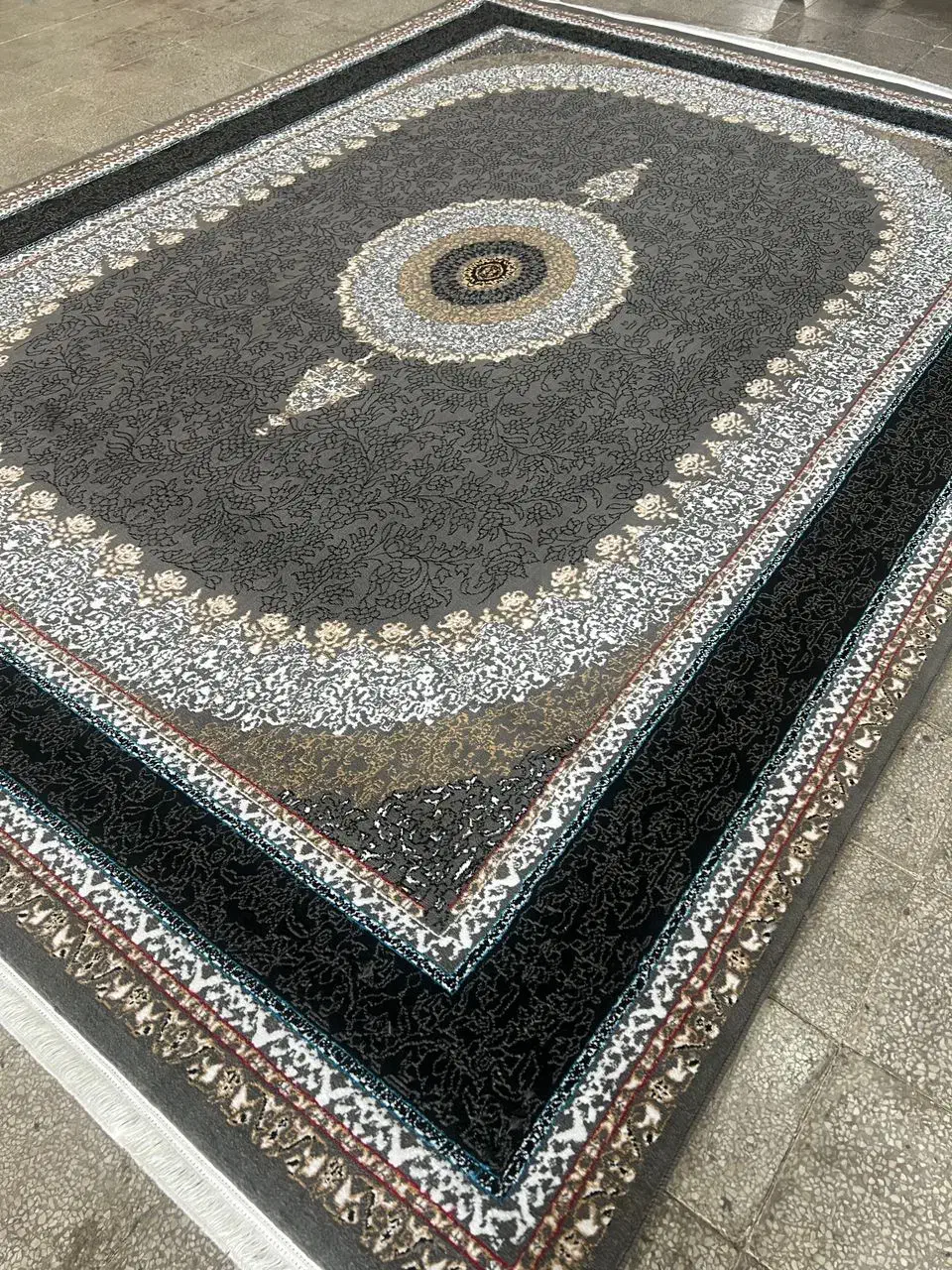 مهد فرش کاشان|فرش|لاهیجان, مهرگان|دیوار