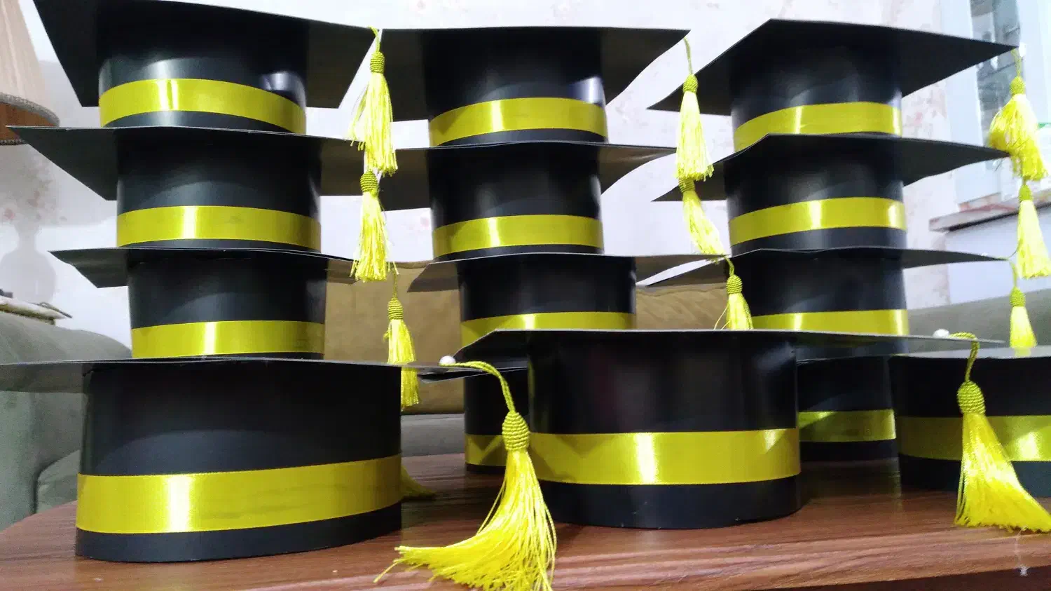 کلاه فارغ التحصیلی|لوازم التحریر|ارومیه, |دیوار