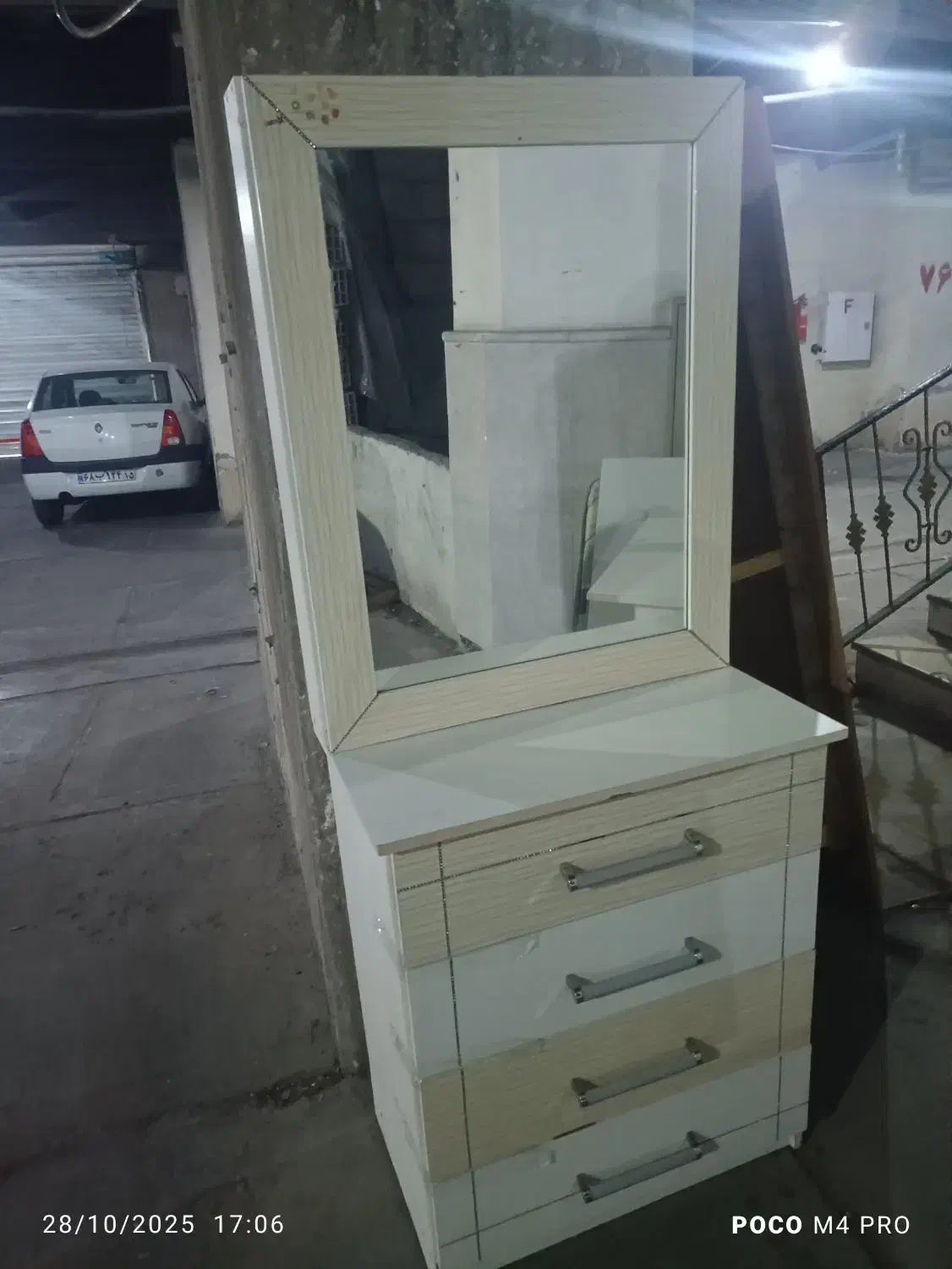 دراور  آینه دار کمد لباس|مبلمان خانگی و میز عسلی|تبریز, |دیوار