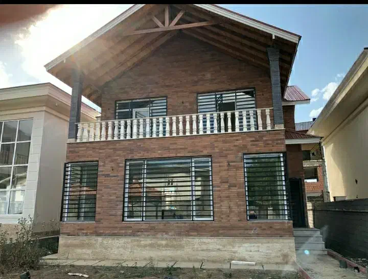 فروش ویلا کلاردشت (بی واسطه) ۲۰۵ متری ۳ خوابه|فروش خانه و ویلا|کلاردشت, |دیوار