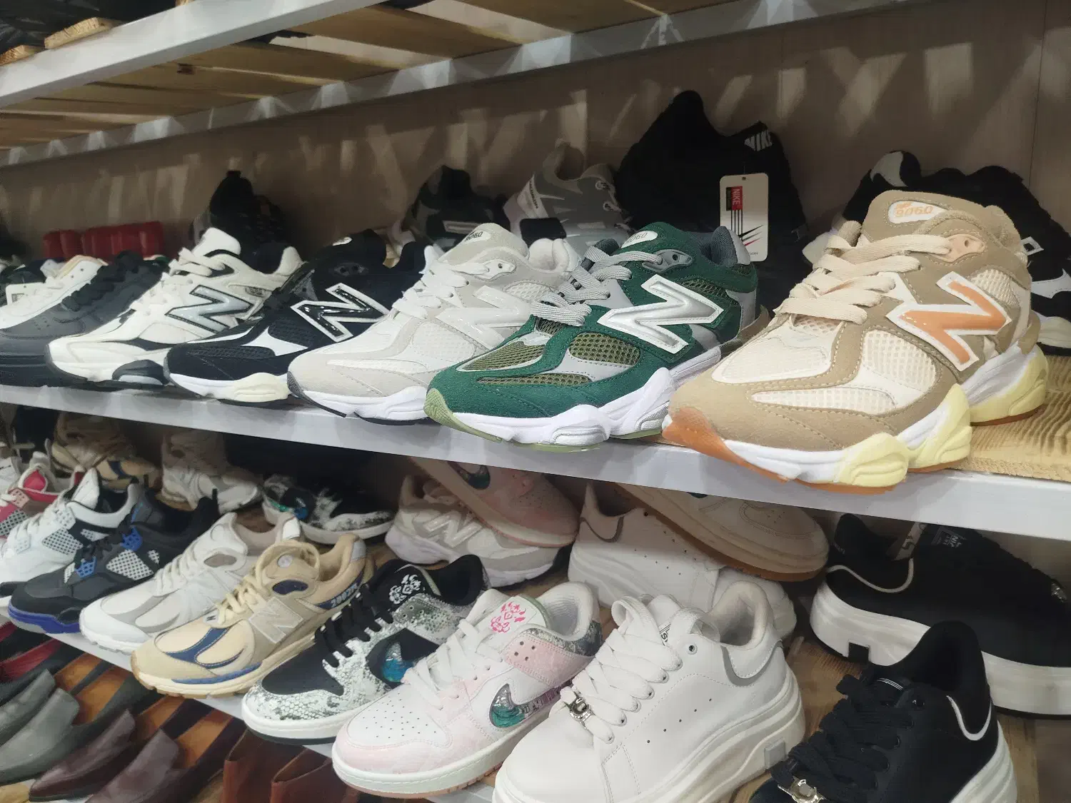 فروش مغازه کیف و کفش|کیف، کفش، کمربند|یاسوج, |دیوار