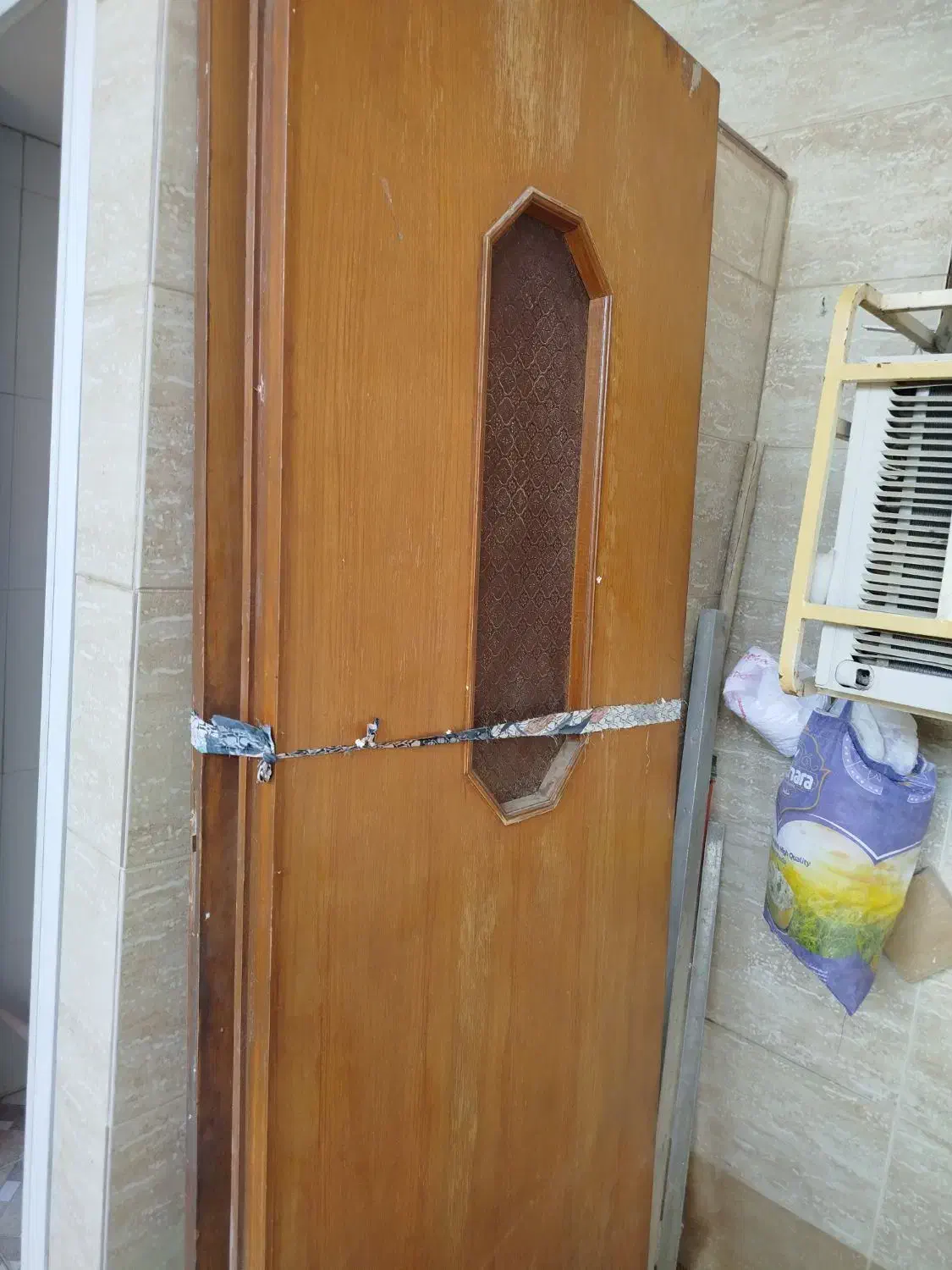 دوتا در چوبی|مصالح و تجهیزات ساختمان|اندیمشک, |دیوار