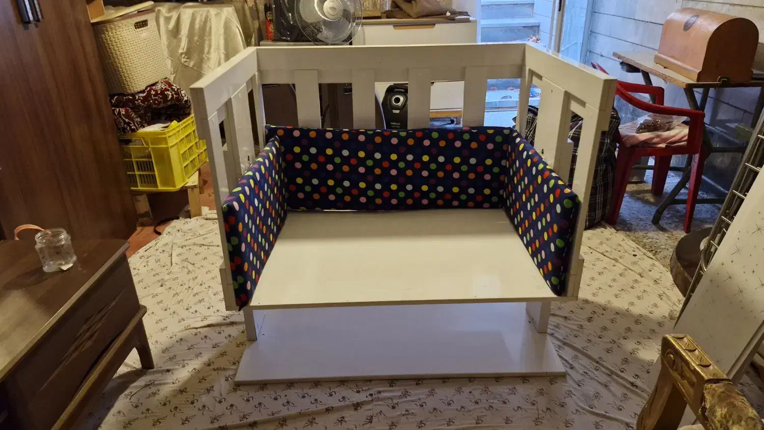 لوازم خانگی|تخت و صندلی بچه|شاهین‌شهر, خانه کارگر|دیوار