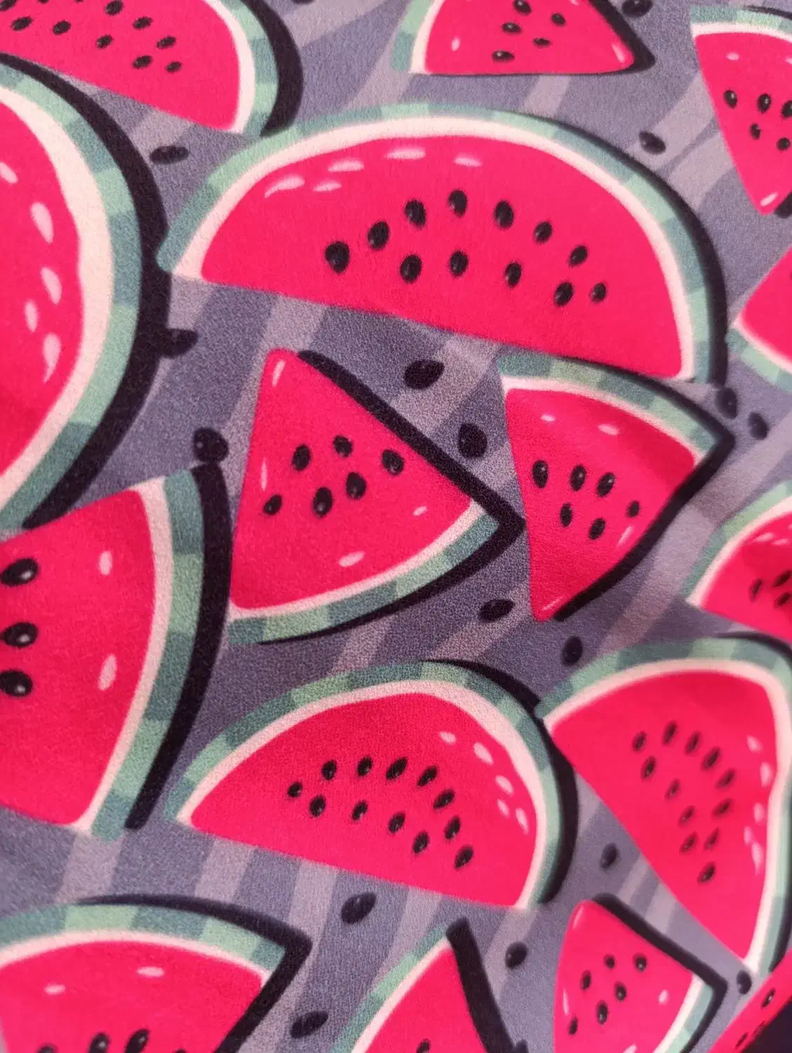 پارچه هندوانه ای|حراج|یزد, |دیوار