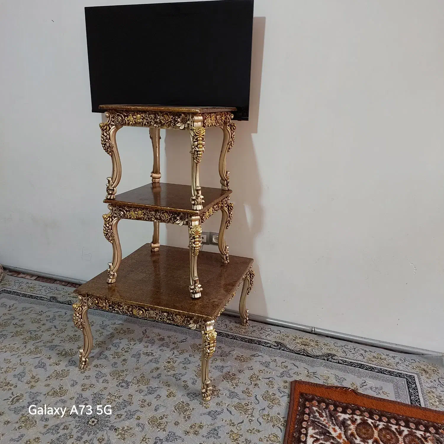 جلو مبلی در حد نو|مبلمان خانگی و میز عسلی|خوی, |دیوار