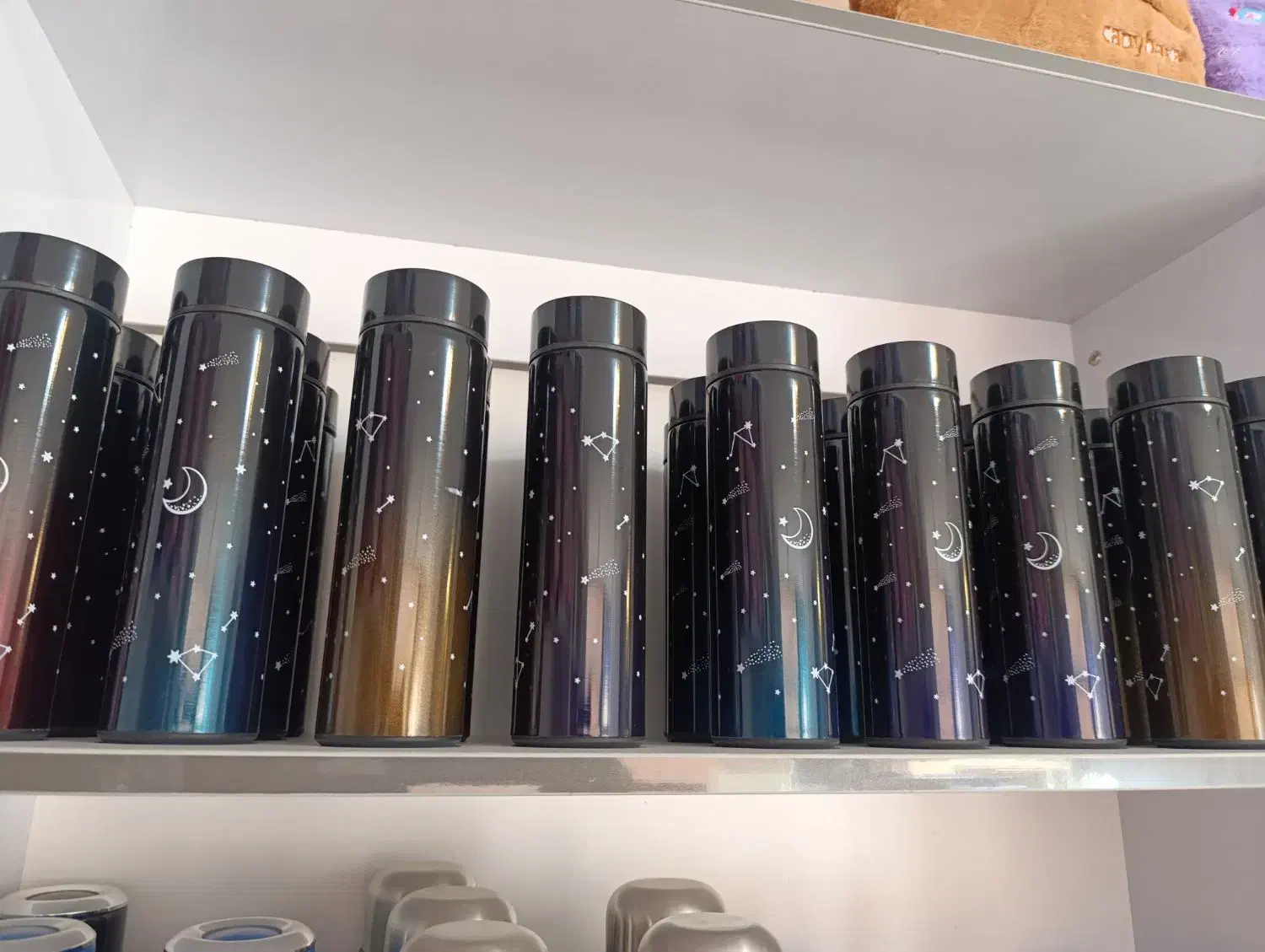 انواع تراول ماگ و بطری آب|ظروف سرو و پذیرایی|اصفهان, جلالیه|دیوار