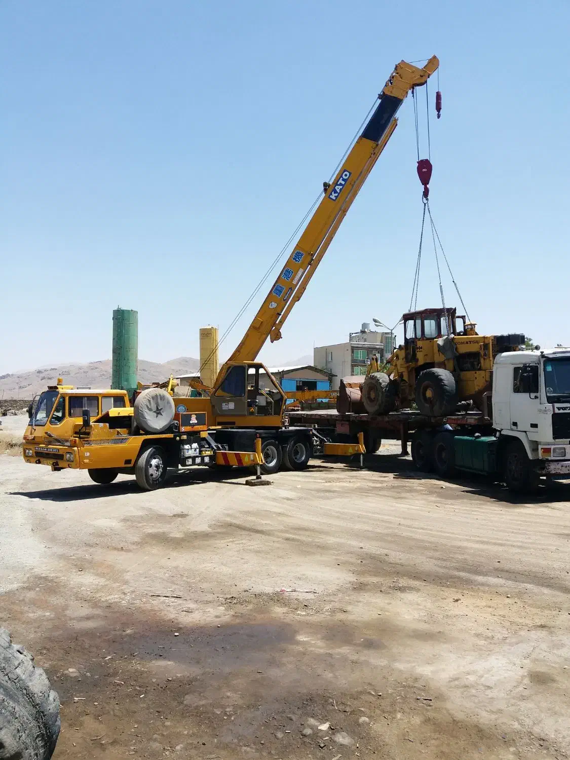 فروش جرثقیل۲۰تن|خودرو سنگین|سنندج, |دیوار