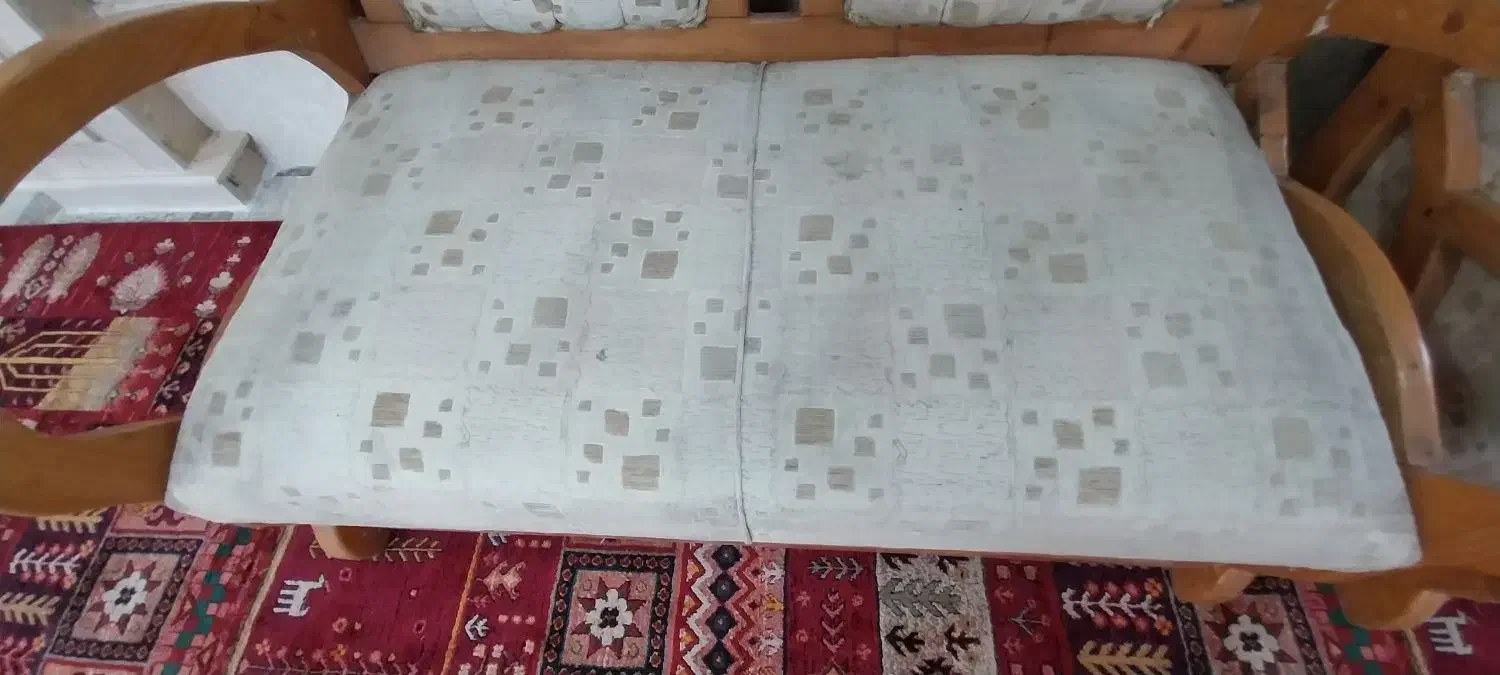 مبل ۶ نفره تمیز فروش یک میلیون صد|مبلمان خانگی و میز عسلی|شفت, |دیوار