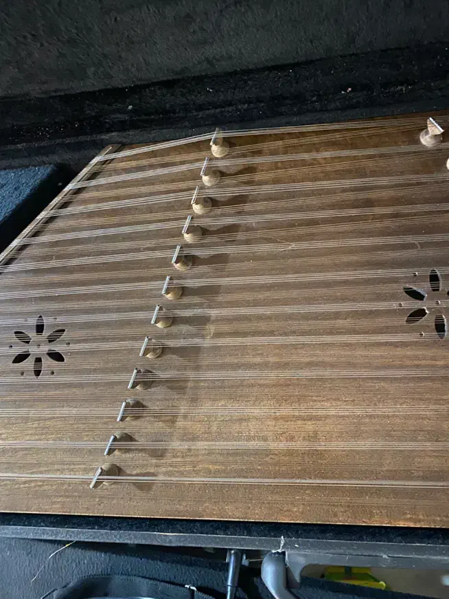 سنتور ۱۲ خرک|سازهای سنتی|ارومیه, |دیوار