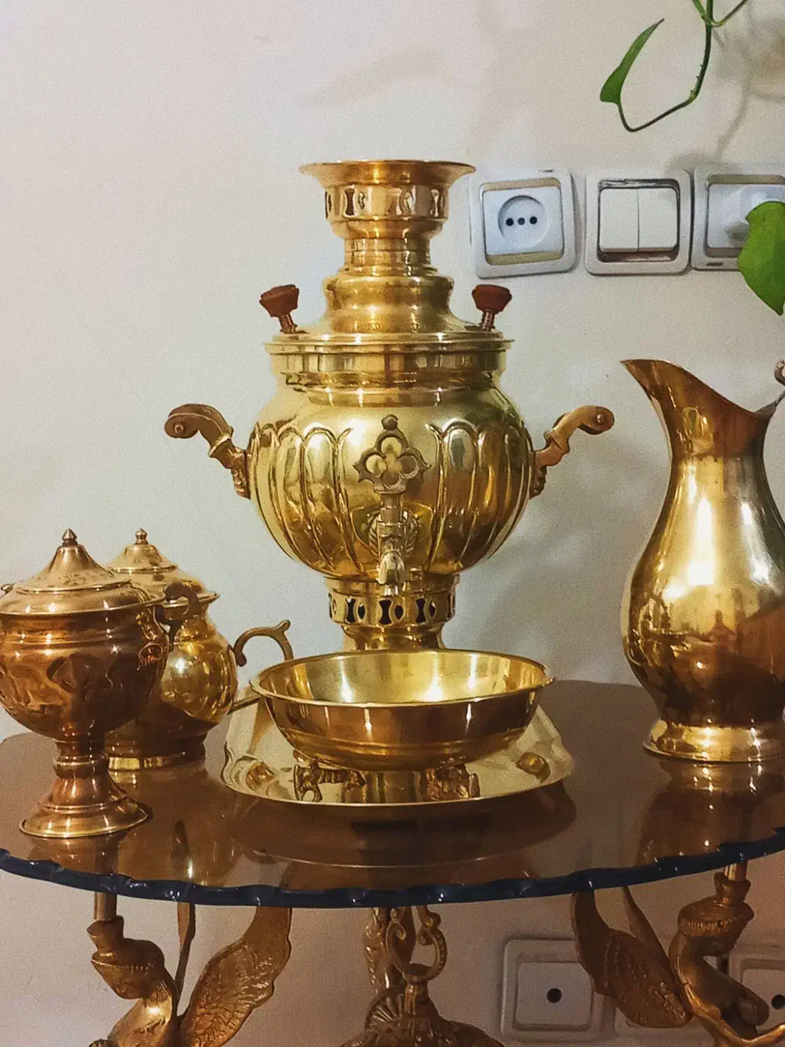 سماور برنجی مهر دار قدیمی|سماور، چای‌ساز، قهوه‌ساز|قدس, شهر‌قدس|دیوار