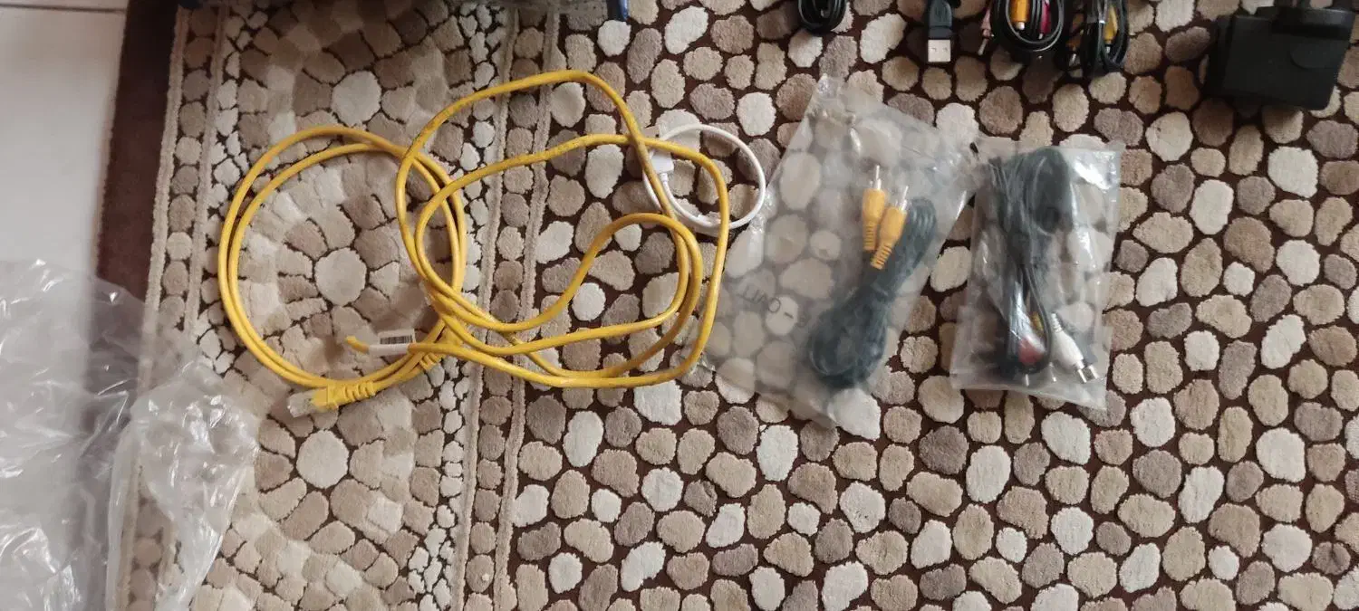 تعدادی مودم و شارژر قدیمی|مودم و تجهیزات شبکه|تهران, آذری|دیوار