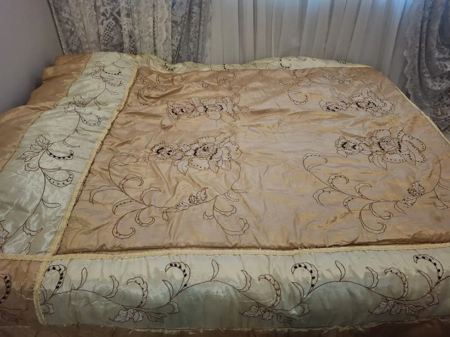 رو تختی خارجی|سرویس روتختی|قم, سالاریه|دیوار