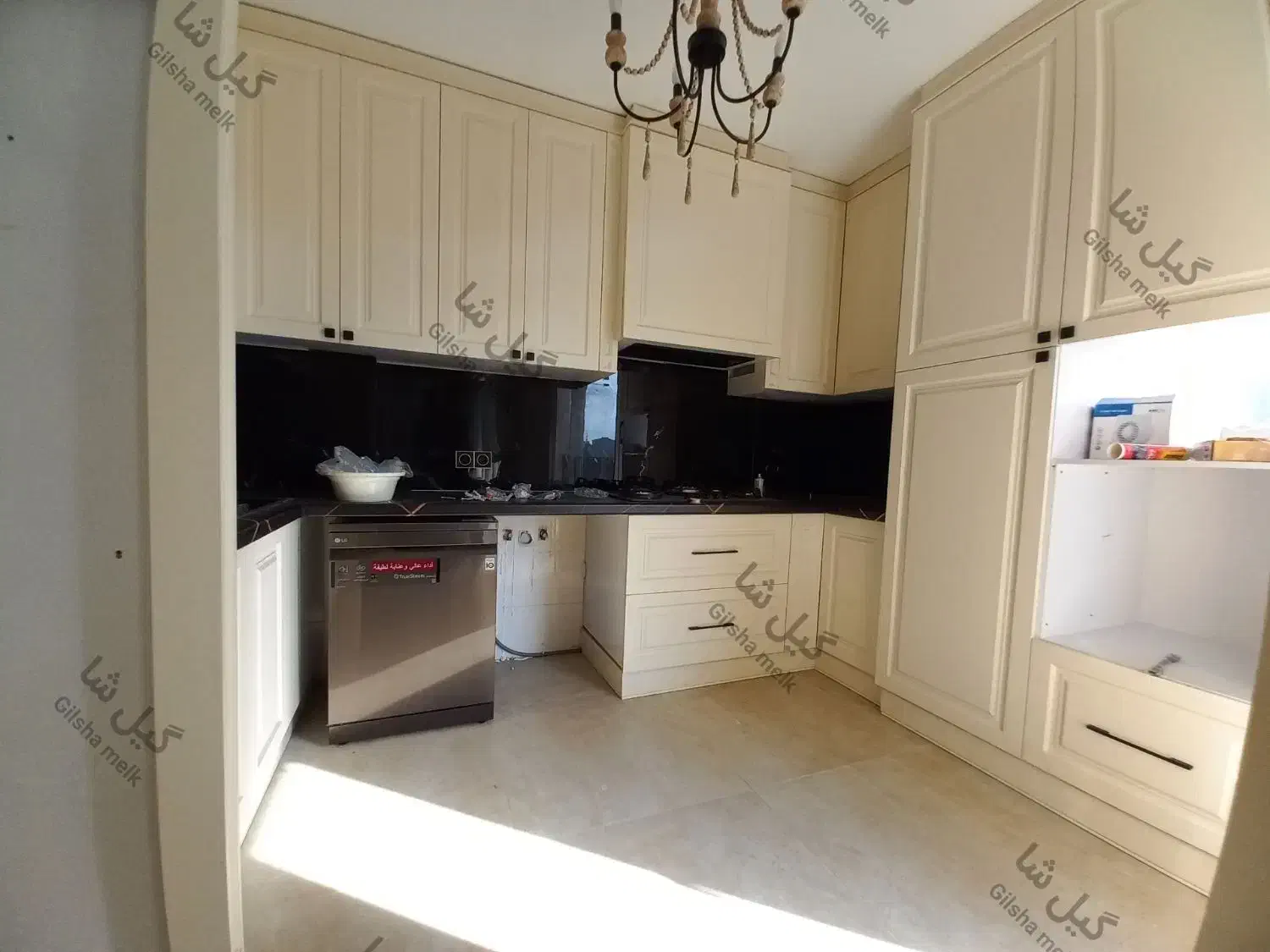 فروش واحد ۱۲۵ متری کلید نخورده در ساحل قو|فروش آپارتمان|بندر انزلی, ساحل قو|دیوار