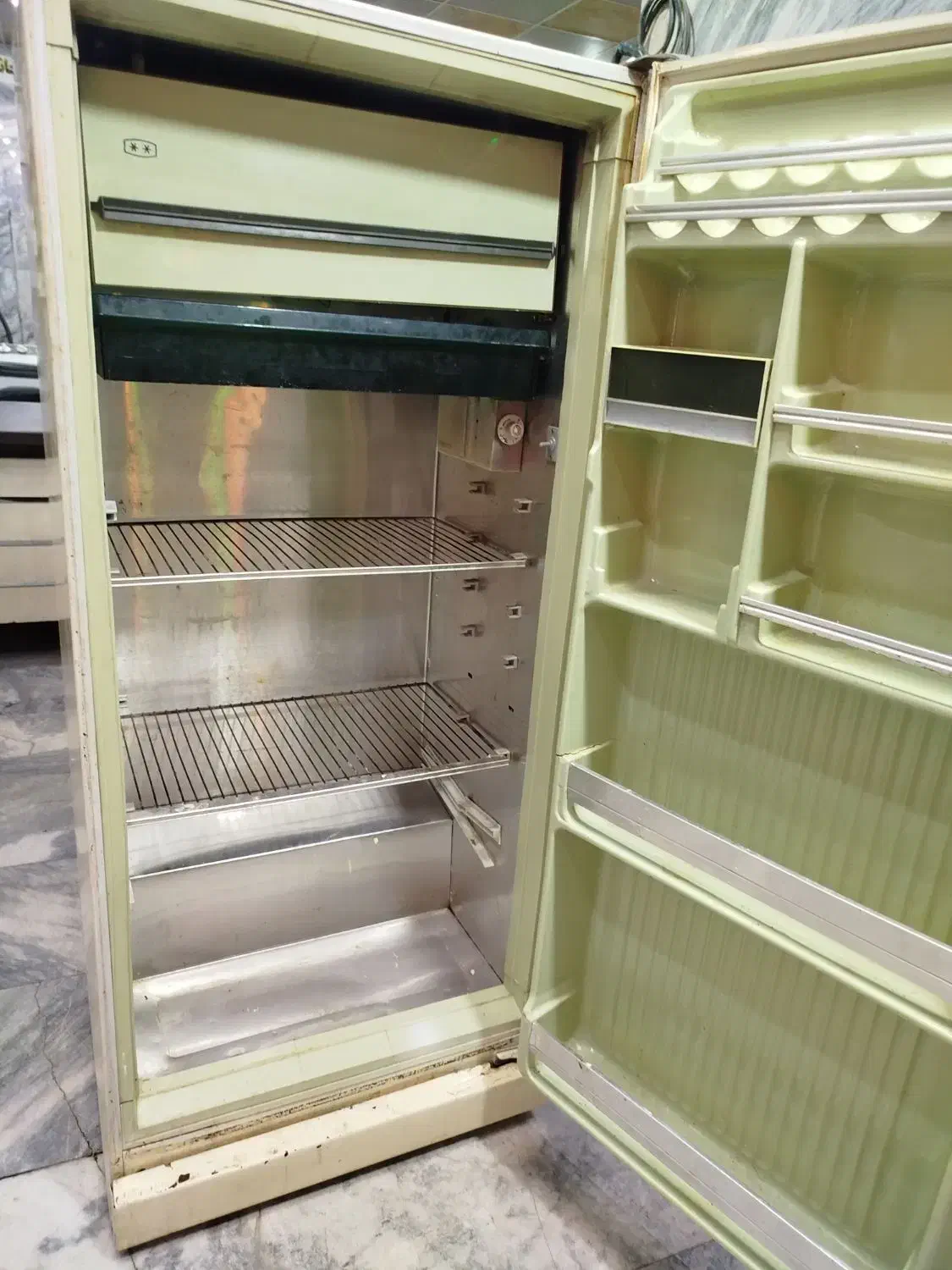 یخچال فریزر|یخچال و فریزر|مشهد, انقلاب|دیوار