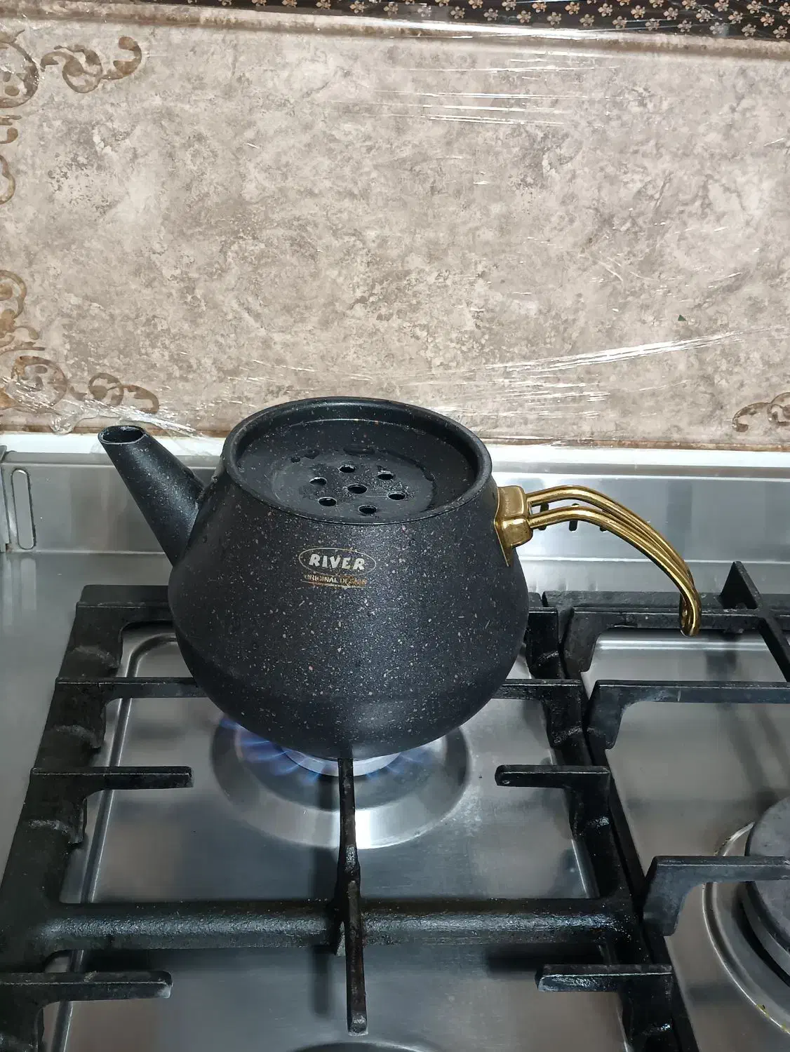 کتری و قوری دسته طلایی تمام گرانیت ریور|قوری، کتری، قهوهساز دستی|اصفهان, ابر|دیوار