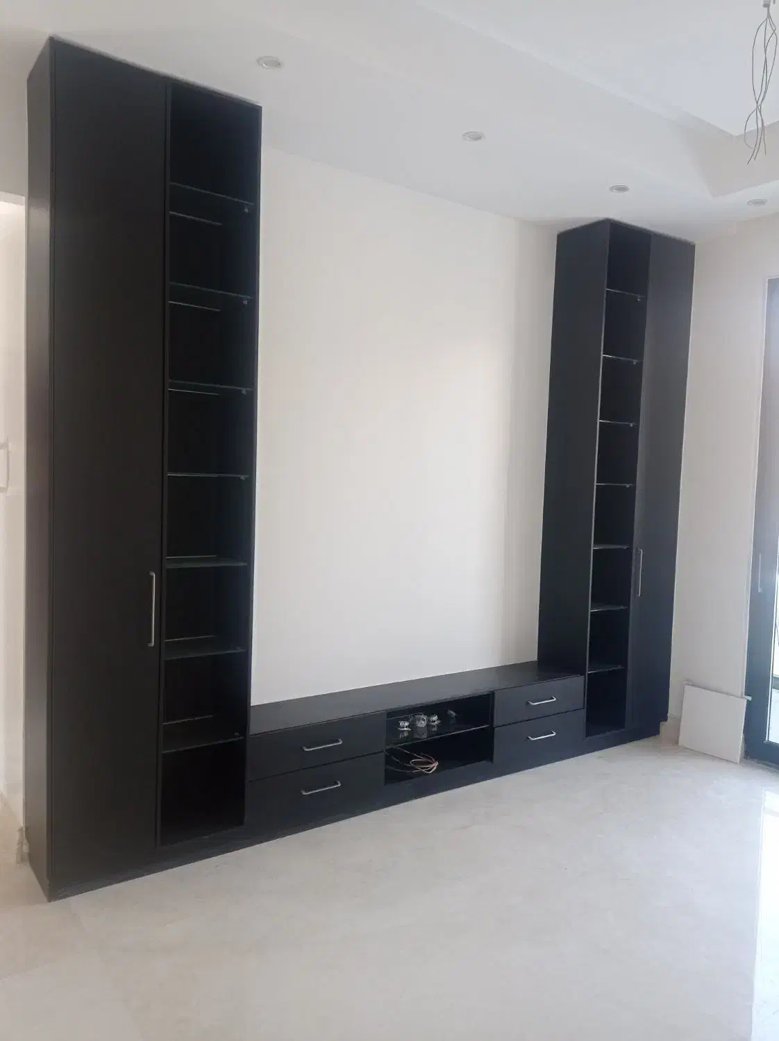 رنگ کاری چوب و مصنوعات چوبی|خدمات پیشه و مهارت|تهران, خاک سفید|دیوار