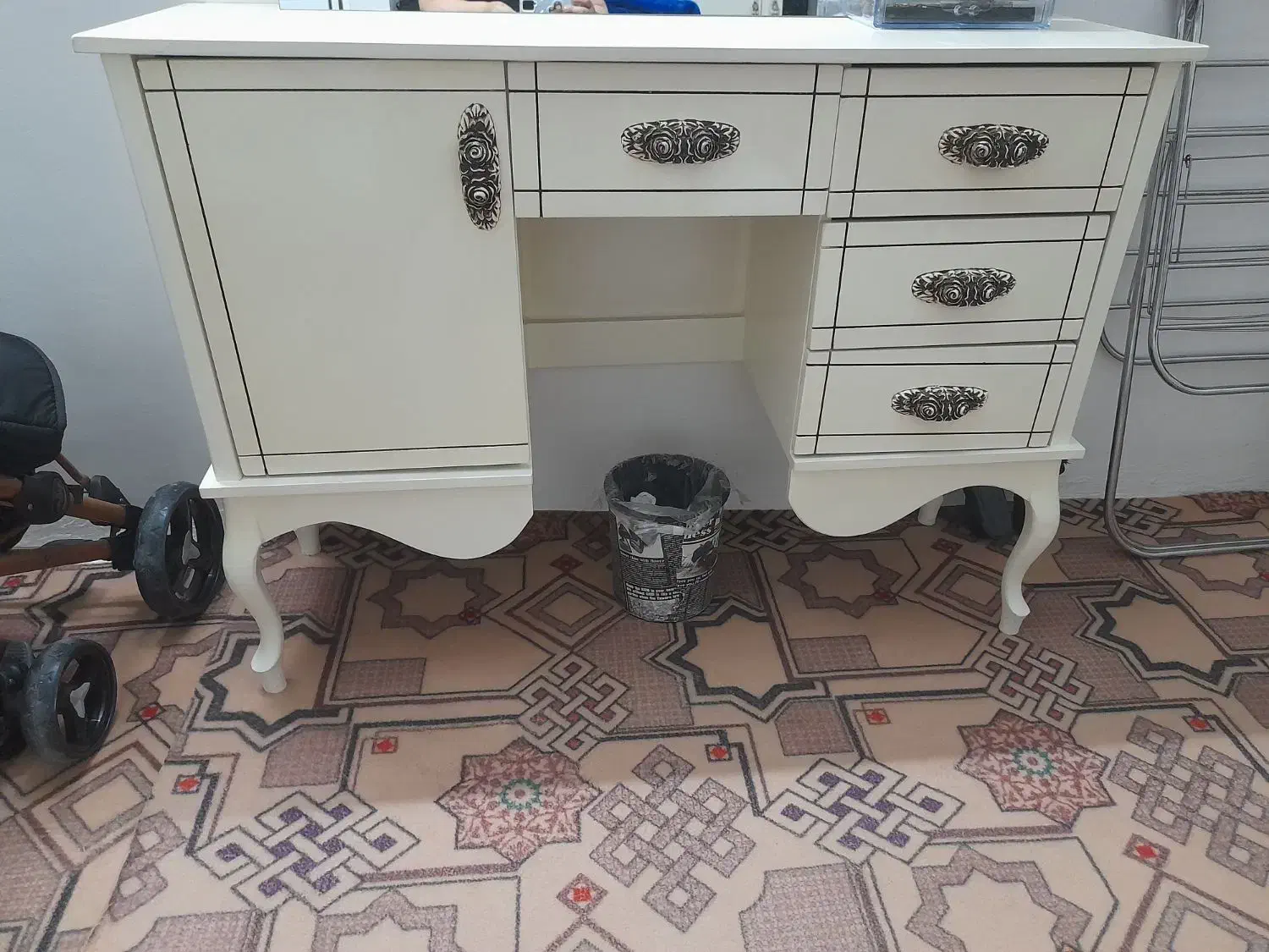 میز ارایش|بوفه، ویترین، کنسول|چناران, |دیوار