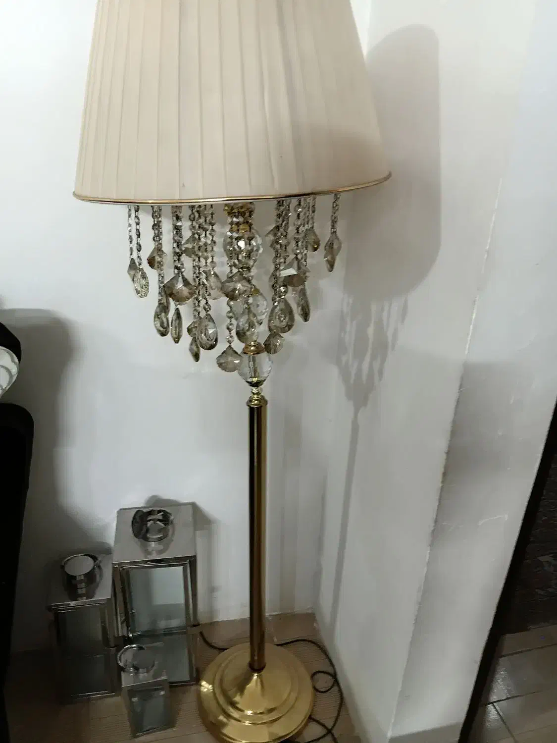 آباژور|چراغ خواب و آباژور|قرچک, پویینک|دیوار