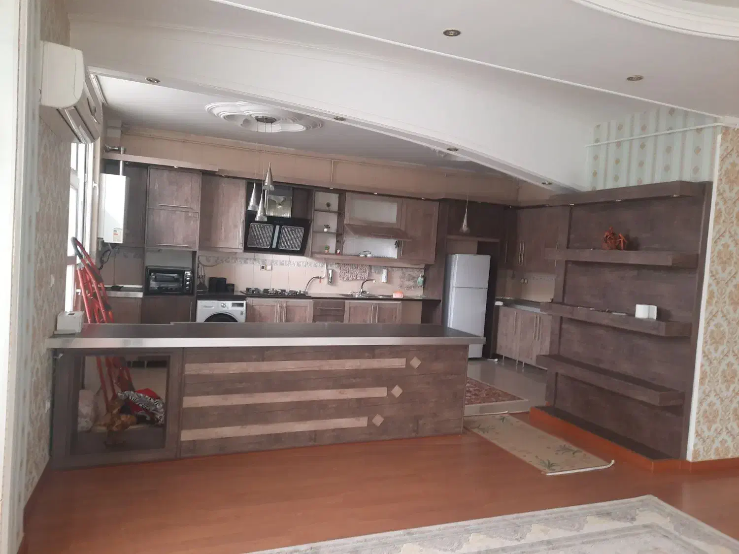 اجاره آپارتمان ۱۵۰متر دو نبش ۲۲بهمن هفده شهریور|اجارهٔ آپارتمان|کرمانشاه, |دیوار