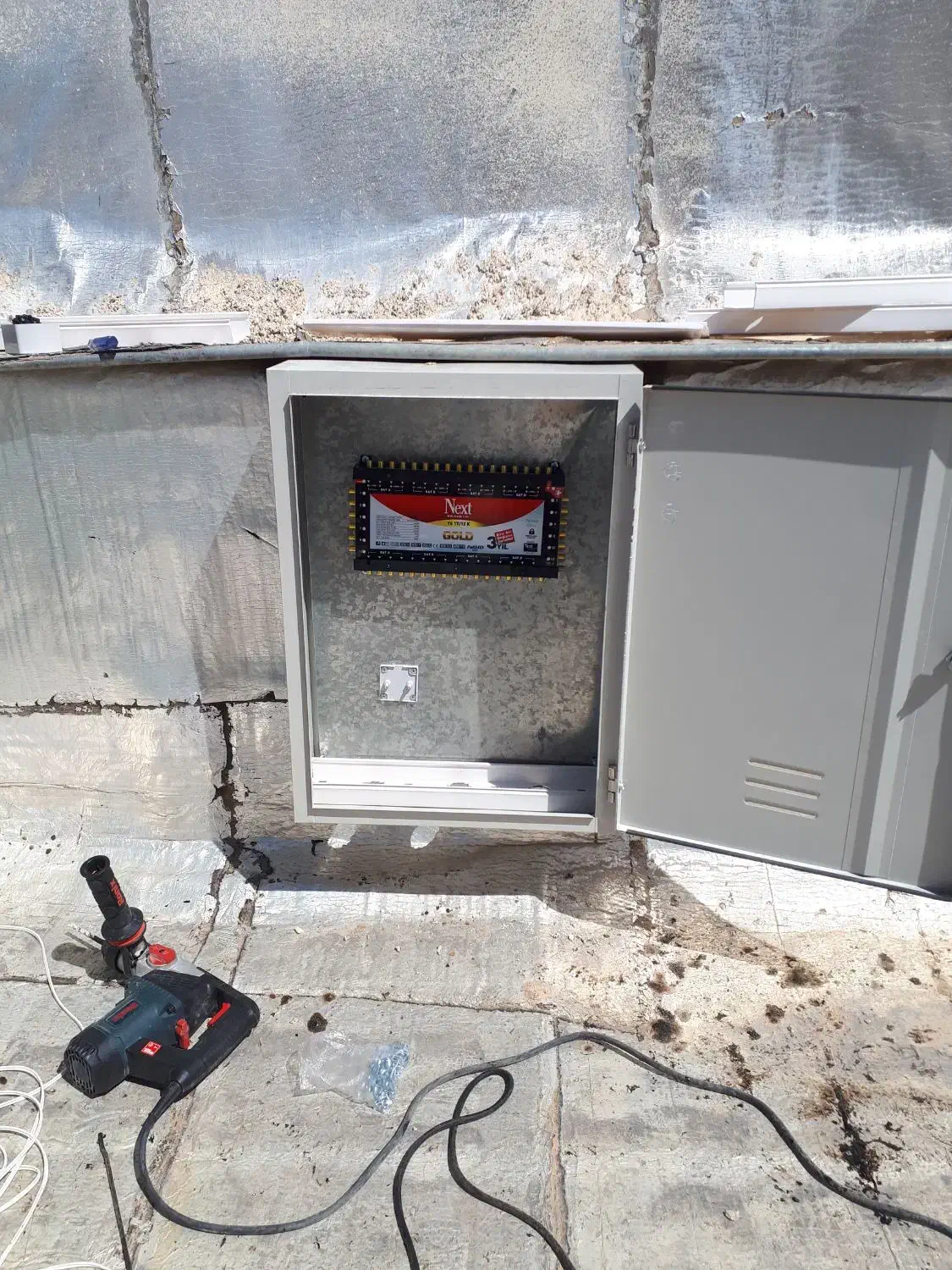 نصاب و نصب انتن تلویزیون صدراو گلستان|خدمات پیشه و مهارت|شیراز, شهرک گلستان|دیوار