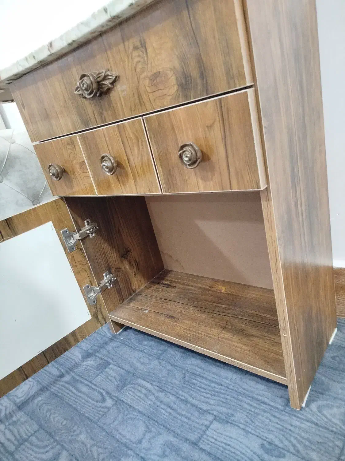 میز اتو|اتو و لوازم اتو|خرم‌آباد, |دیوار