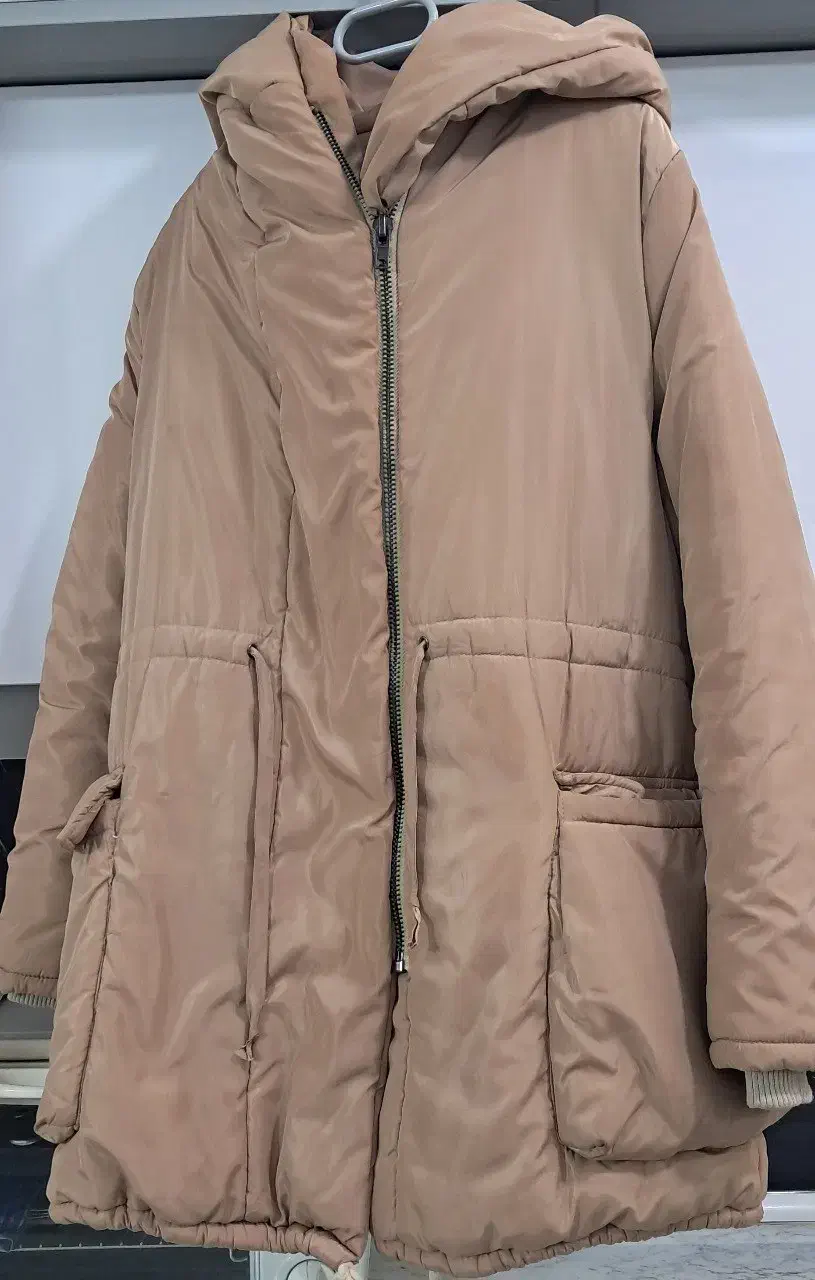 کاپشن|لباس|مشهد, طبرسی شمالی|دیوار