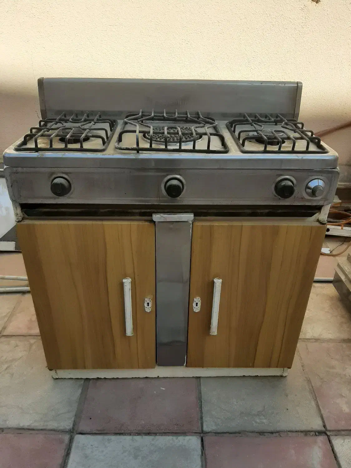 اجاق گاز سه شعله جواهریان سالم|اجاق گاز و لوازم برقی پختوپز|هشتگرد, شهرک پامچال|دیوار