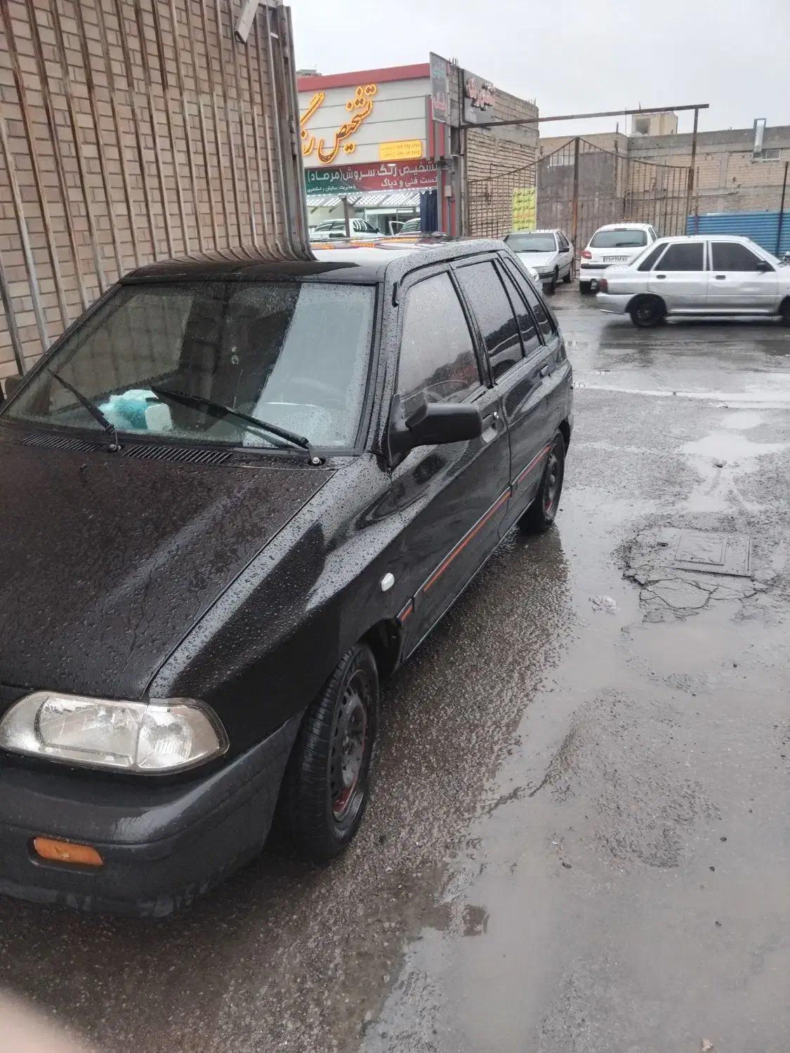 پراید هاچبک مدل ۸۳|خودرو سواری و وانت|فولادشهر, سایت صنعتی کاوه|دیوار