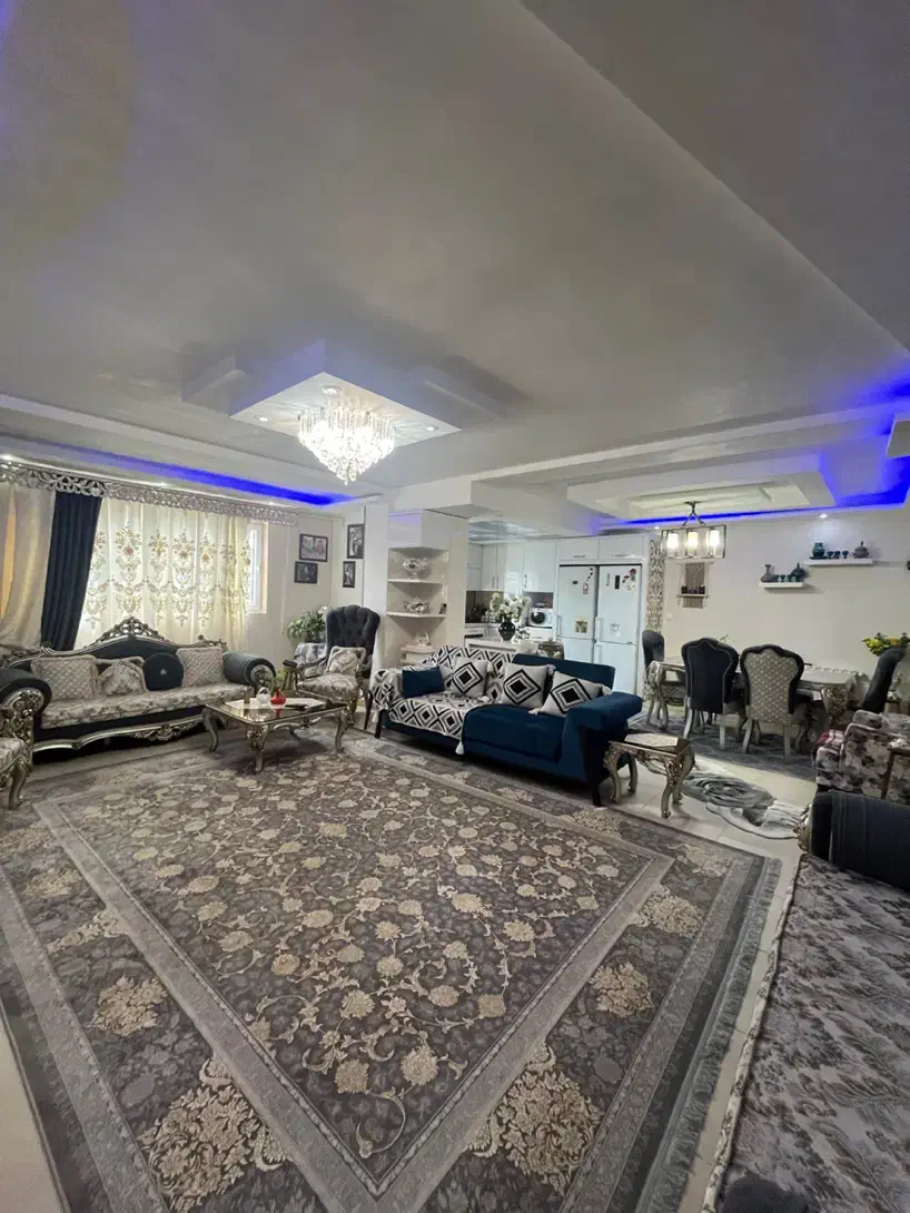 تک واحد شکاری ۱۲۲ متر ۳ خواب دو پارکینگ سنددار|فروش آپارتمان|رشت, یخسازی|دیوار