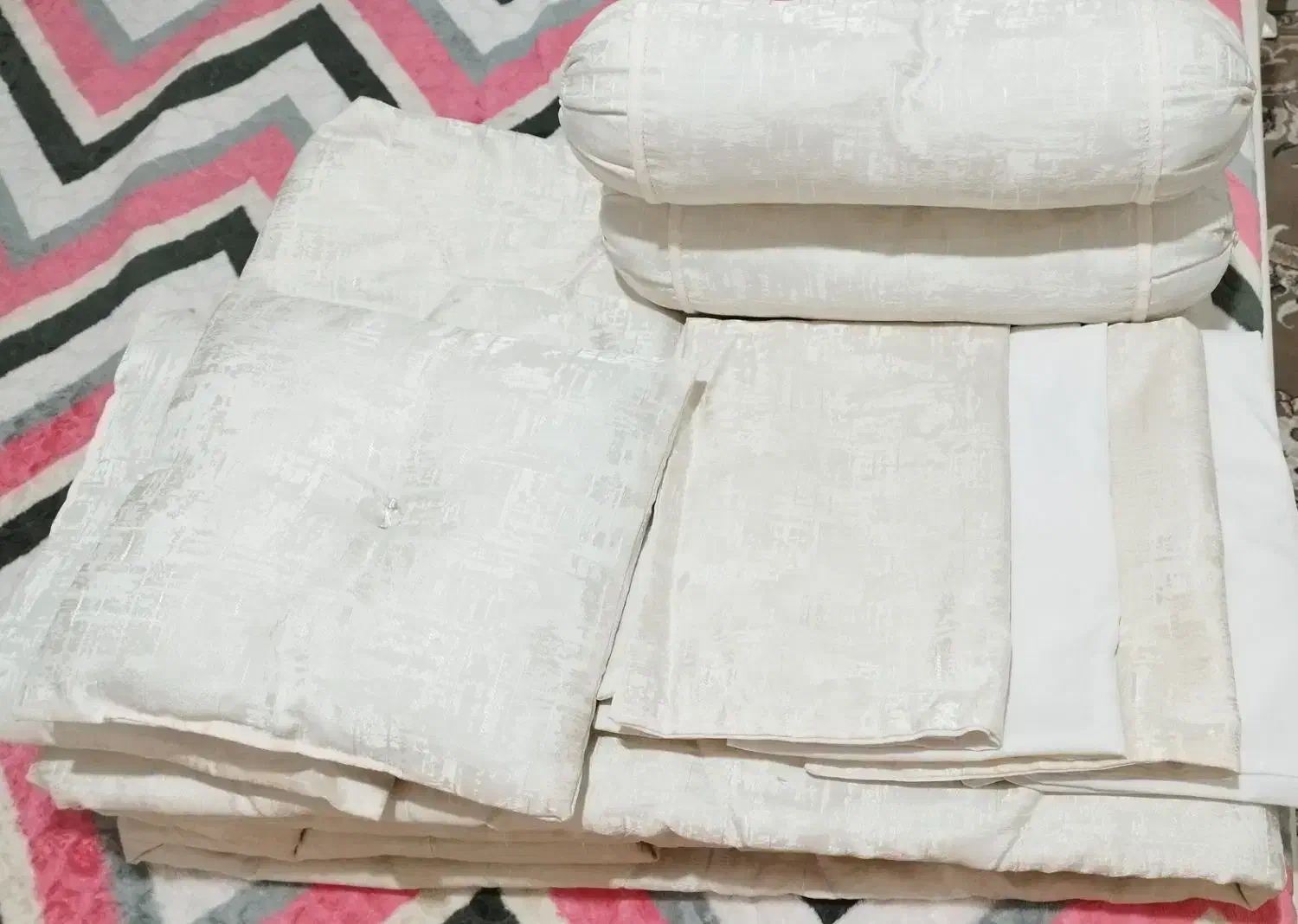 رو تختی|سرویس روتختی|دورود, |دیوار