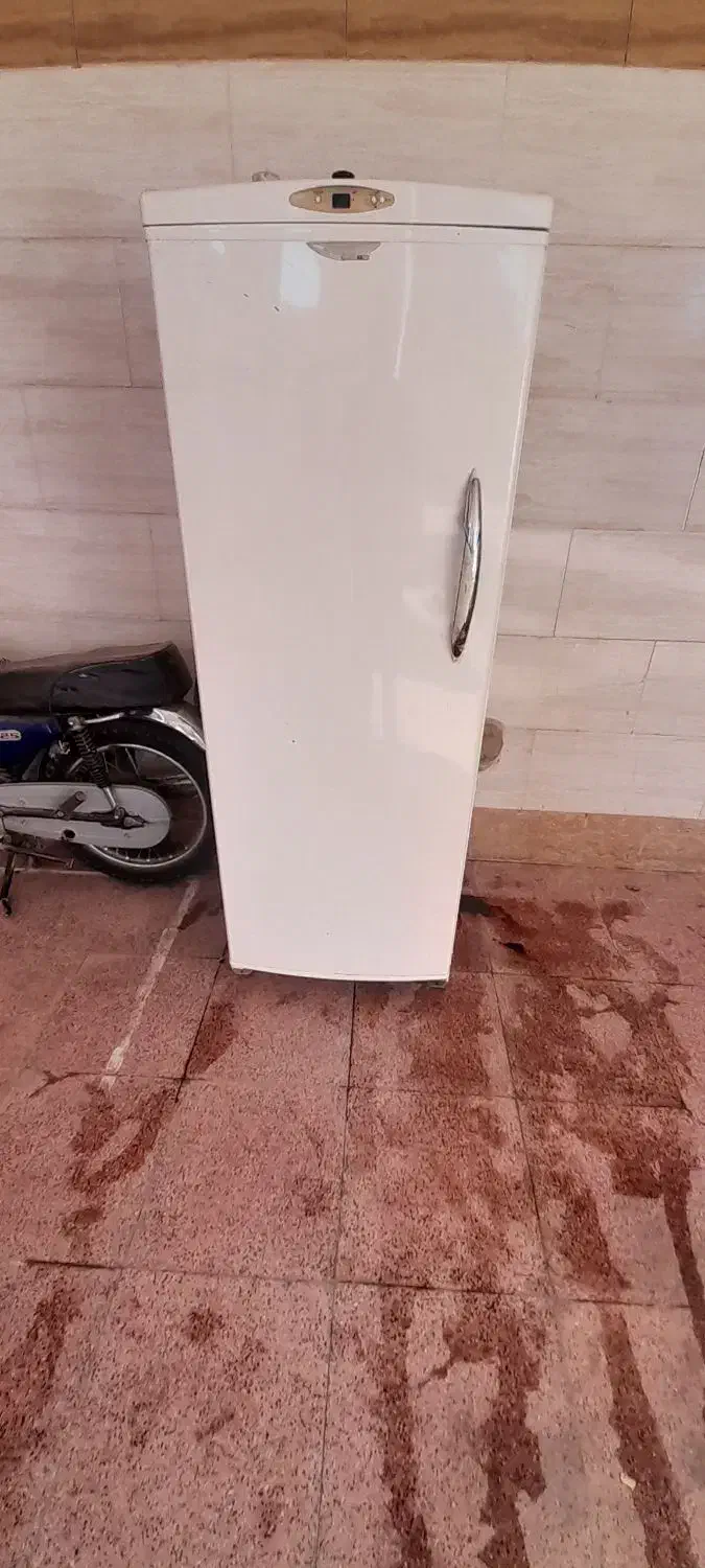 فریزر|یخچال و فریزر|شاهین‌شهر, شهرک گلدیس|دیوار