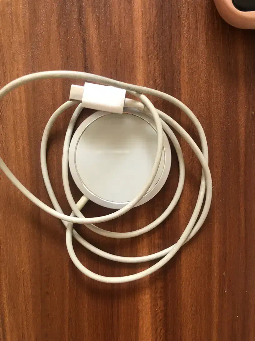 شارژر وایلس مغناطیسی|لوازم جانبی موبایل و تبلت|رشت, استقامت ۱|دیوار