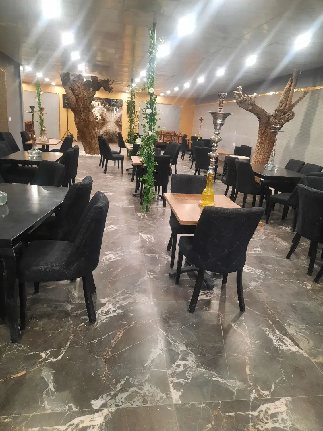 کمک اشپز. سالن کار .ویتر . ظرفشور حسابدار|استخدام خدمات فروشگاه و رستوران|تهران, شهران شمالی|دیوار