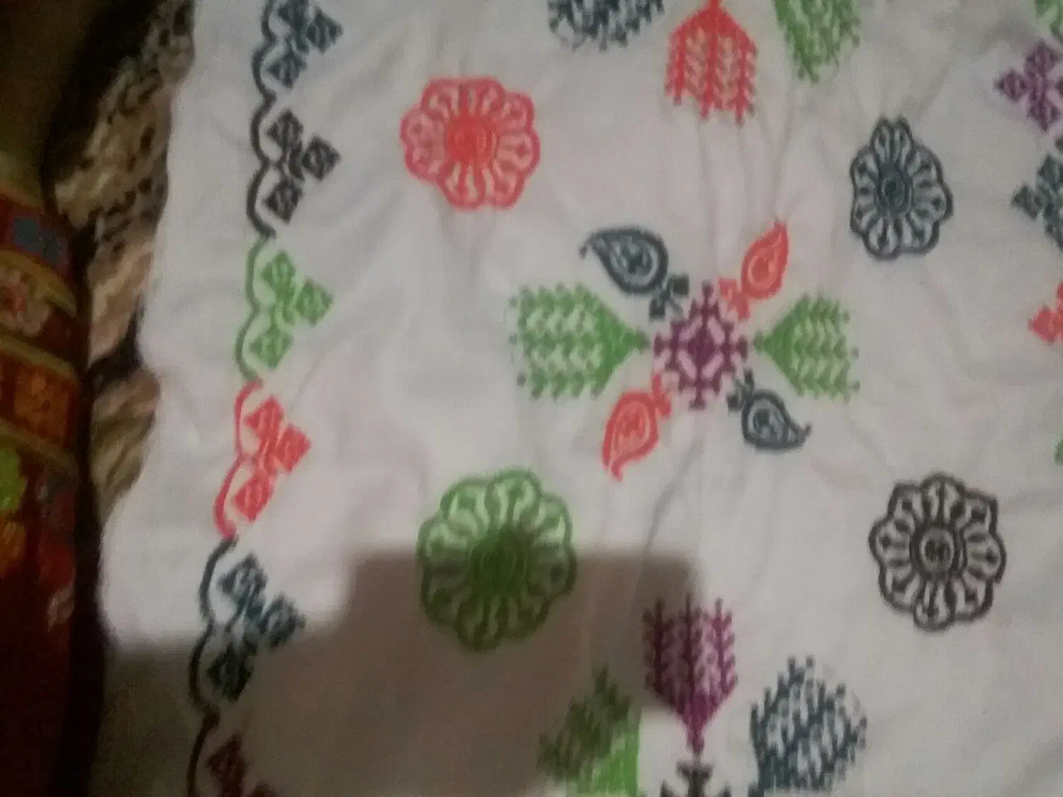 دوجفت بالشت لوله ای|رختخواب، بالش، پتو|ایرانشهر, |دیوار