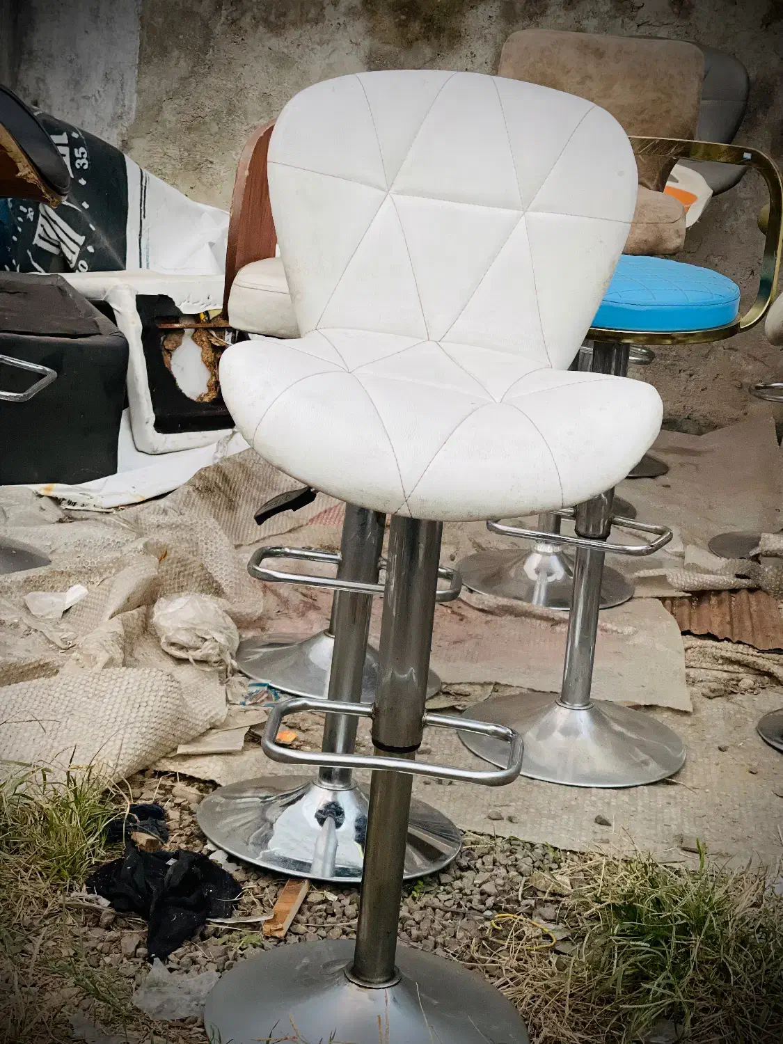 جکدار|آرایشگاه و سالن‌های زیبایی|لاهیجان, کوی خزر|دیوار